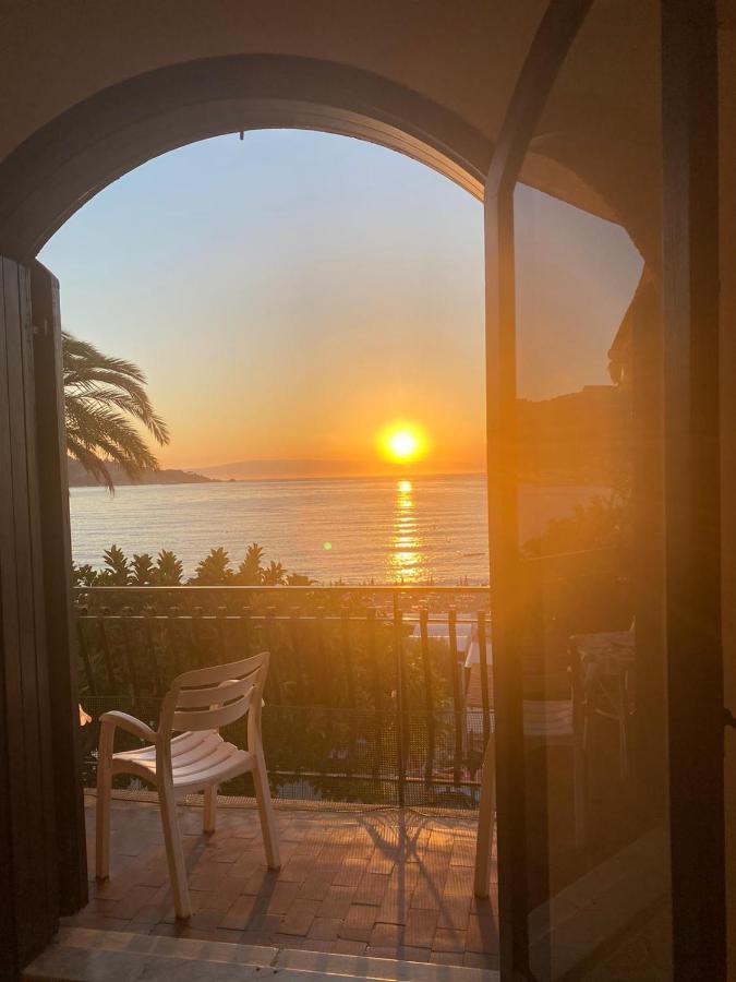 Appartamento Taormina Giardini-Naxos Ngoại thất bức ảnh